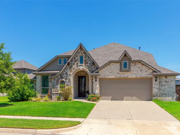 324 Roscoe Dr, Fate, TX 75087