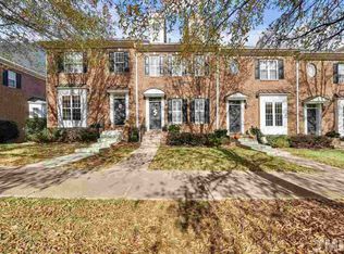 122 W Savannah Ridge Rd, Holly Springs, NC 27540