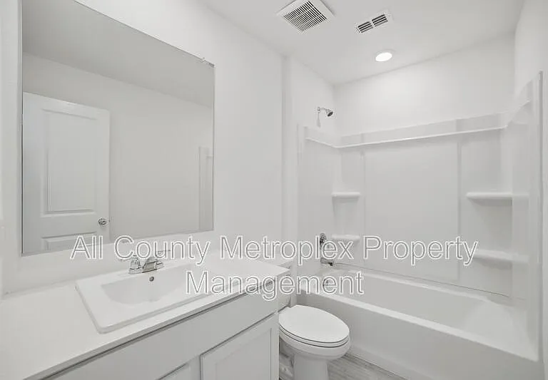 6225 Kingfisher Way — Photo 5