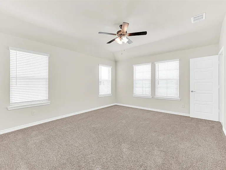 1328 Kimzey St #1 — Photo 11