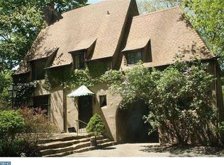 104 W Ferry Rd, Morrisville, PA 19067