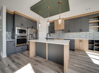 8515 183rd Ave NW, Edmonton, AB T5Z0S8