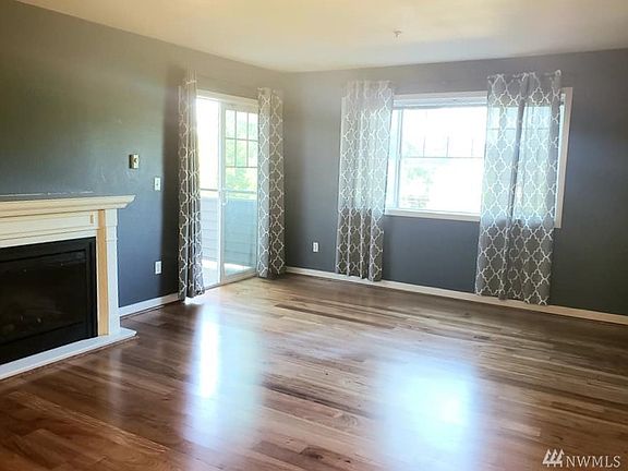 3rd image of 13203 97th Ave E Unit 203