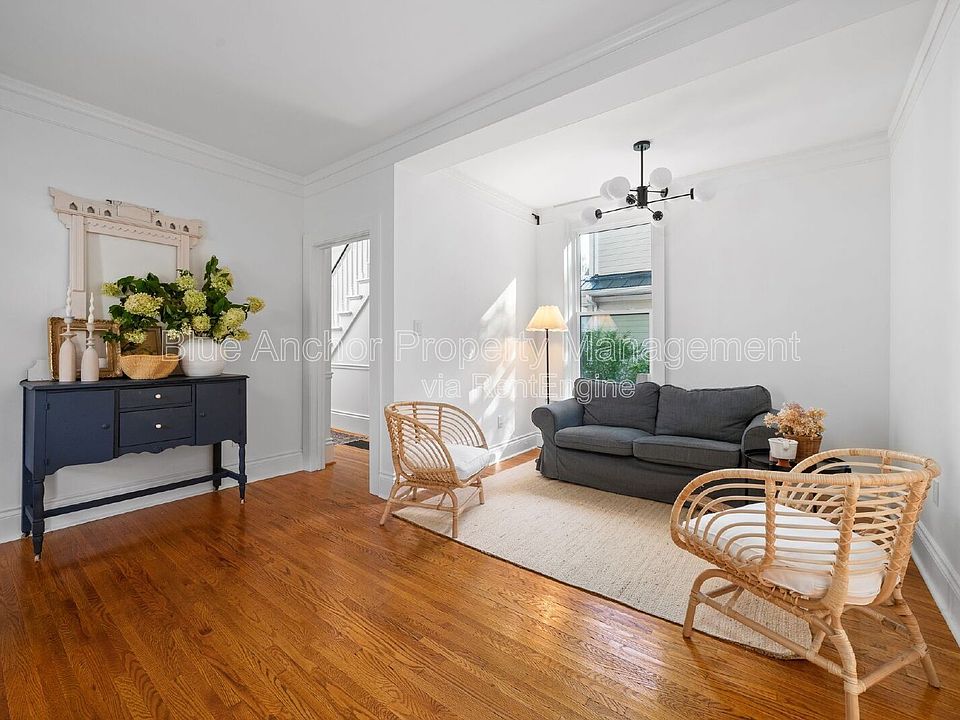 1st image of 15 Jane St