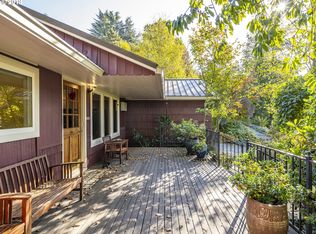 311 SW Collins St, Portland, OR 97219