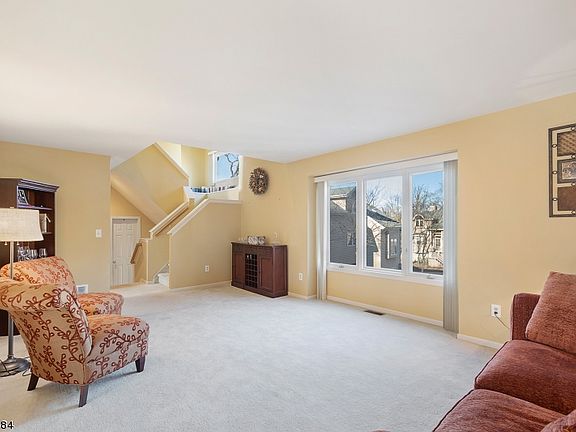 2nd image of 51 Clarken Dr