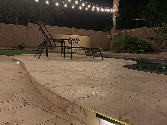 4th image of 657 W Myrtle Dr
