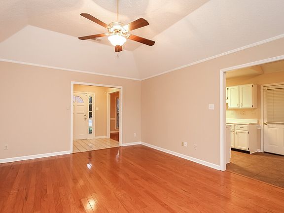 2nd image of 7576 Dexter Run Cir