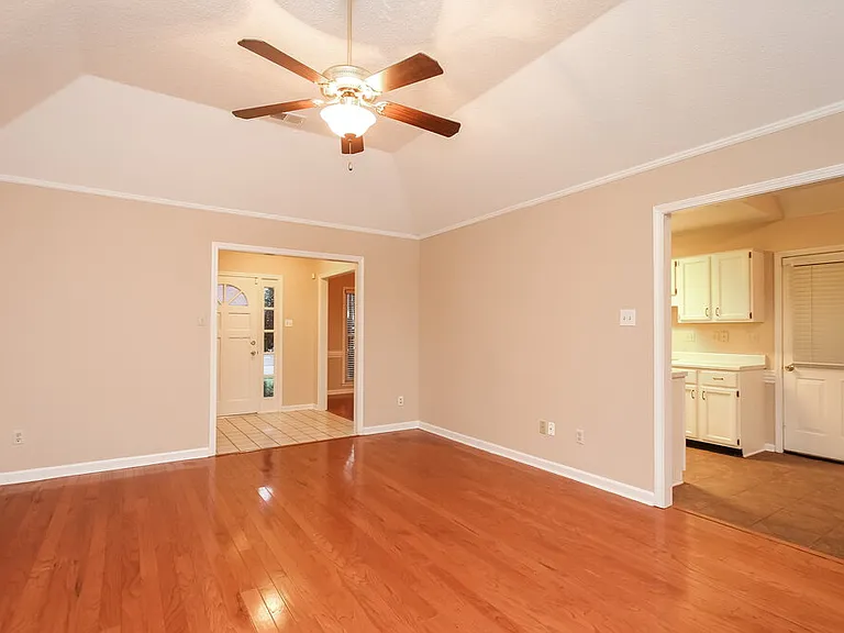 7576 Dexter Run Cir — Photo 2