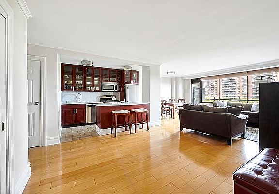 3rd image of 372 Central Park W APT 8B