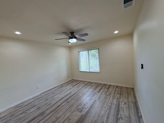 Master bedroom1