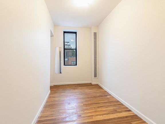 4th image of 55 Delancey St #2F