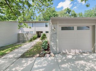 3045 Lakehaven Ct, Ann Arbor, MI 48105