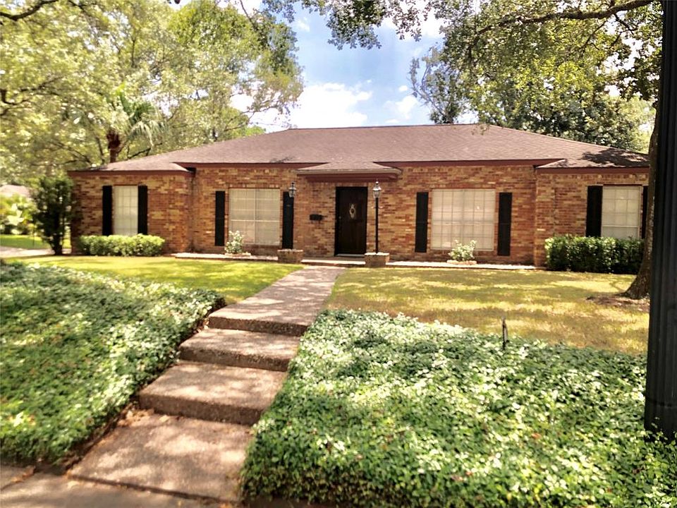 1st image of 10003 Briar Forest Dr