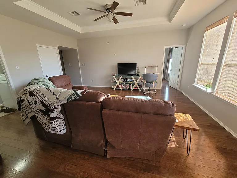 5705 Stanford Dr — Photo 5
