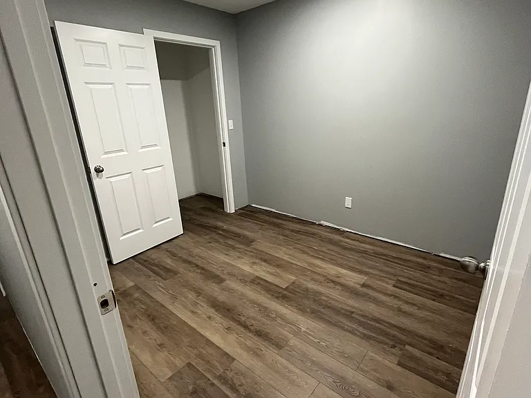 105 N Main St #A — Photo 1