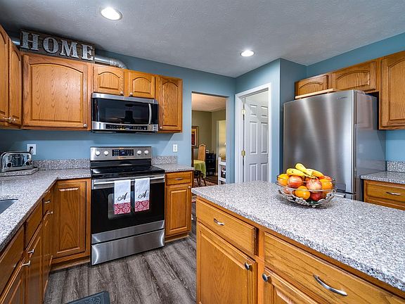 5th image of 6393 Redmont Ct