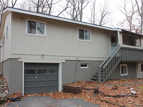 2nd image of 30 Pond Ln