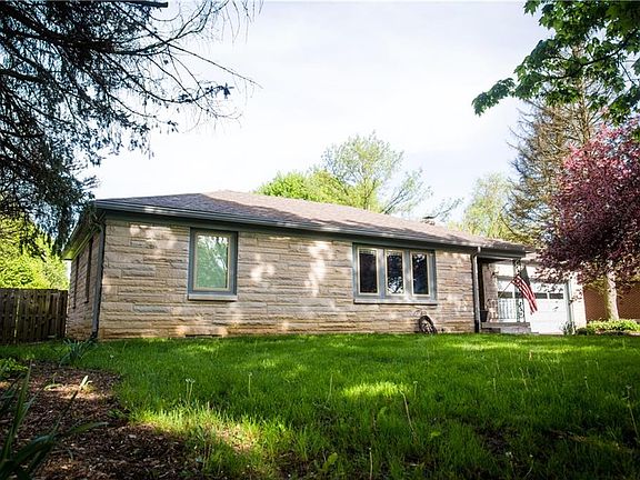 3rd image of 167 Kirk Dr E