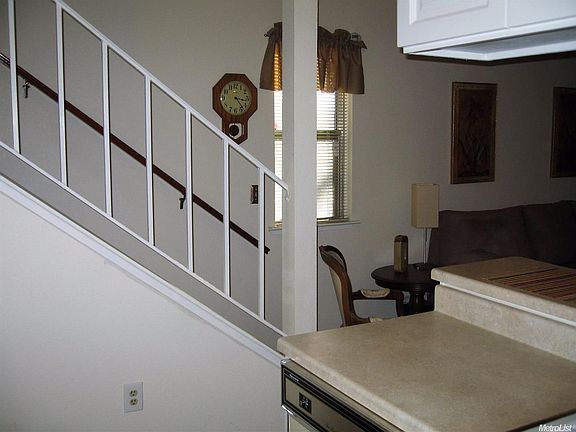 5th image of 5620 Hamilton St APT 84