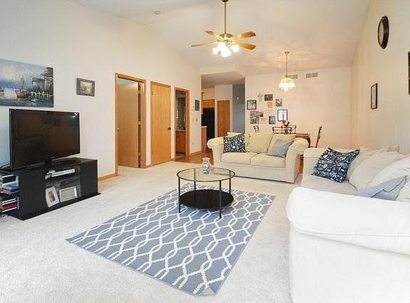 4th image of 1064 Chovan Dr #0