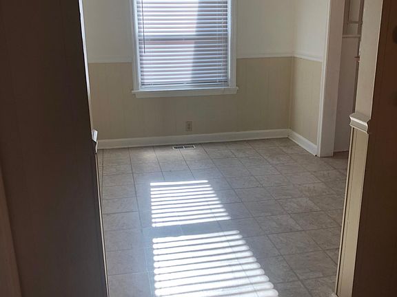 3rd image of 2613 Orton Dr