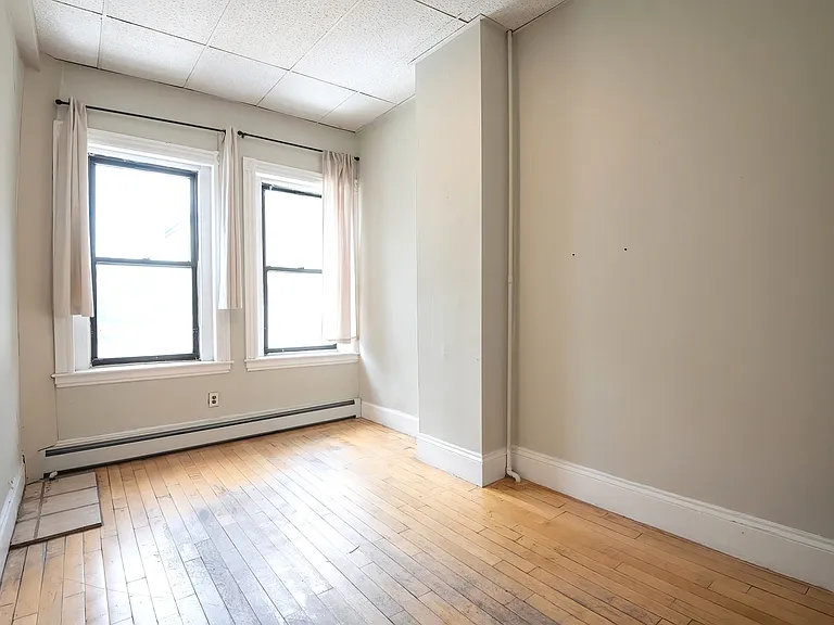 5-7 Linden St #1 — Photo 6