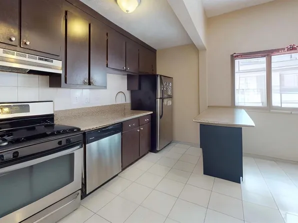 240 School St, Somerville, MA