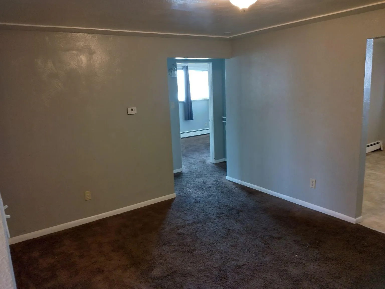 3 bed, 1000 sqft, $1,995 — Photo 3