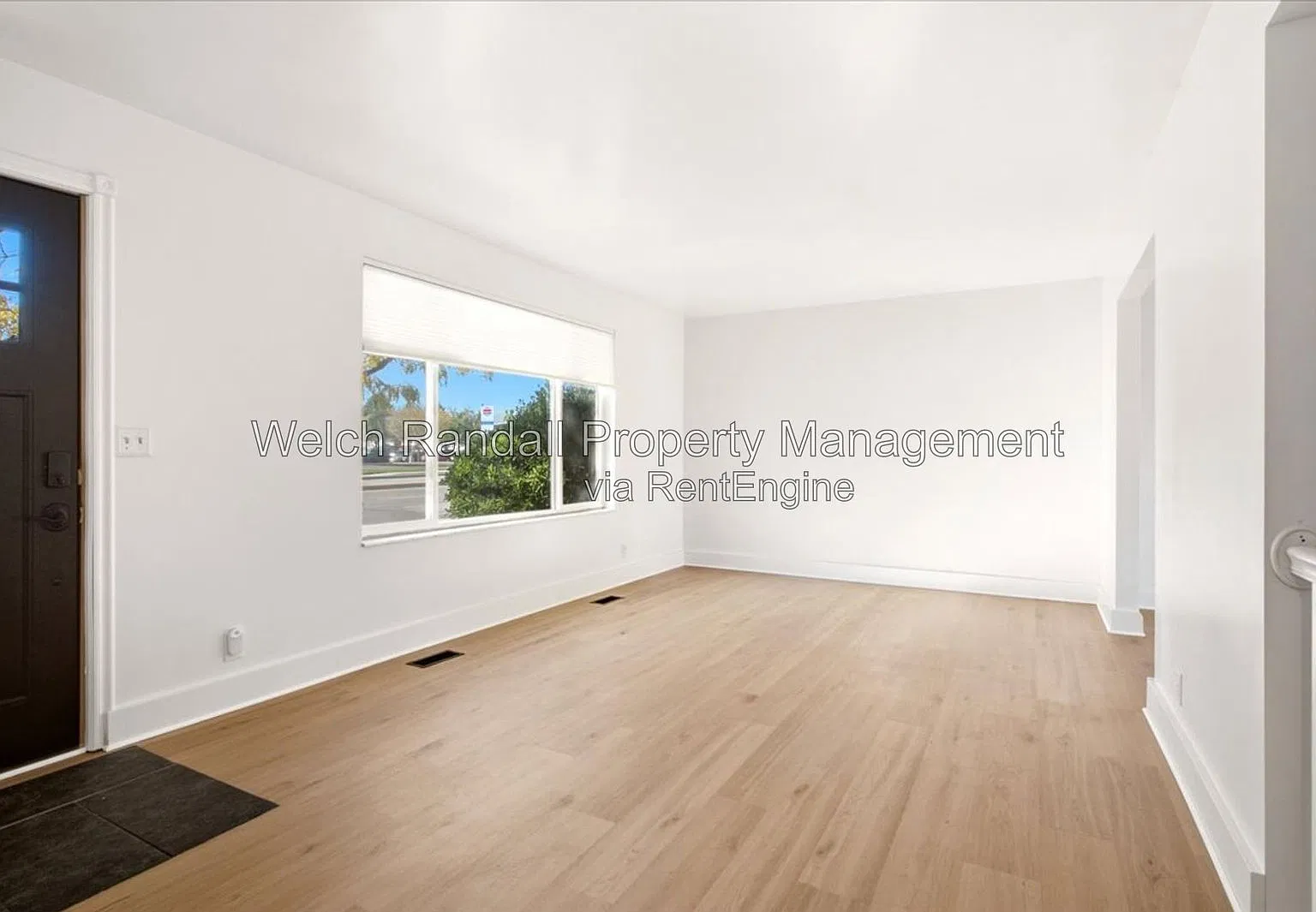 4 bed, 3.0 bath, 2034 sqft, $2,295 — Photo 4