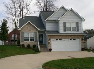 2209 Monroe St, Waynesboro, VA 22980