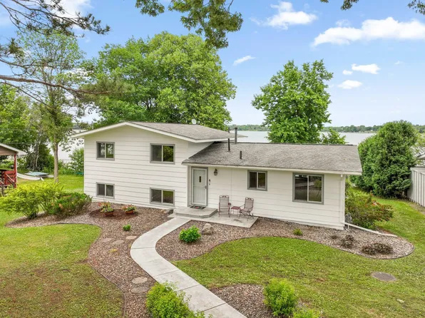 11935 Oak St, Chisago City, MN 55013