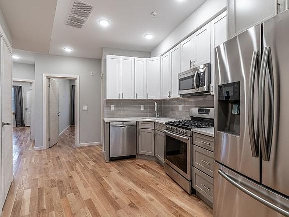 2nd image of 2045 N College Ave #3