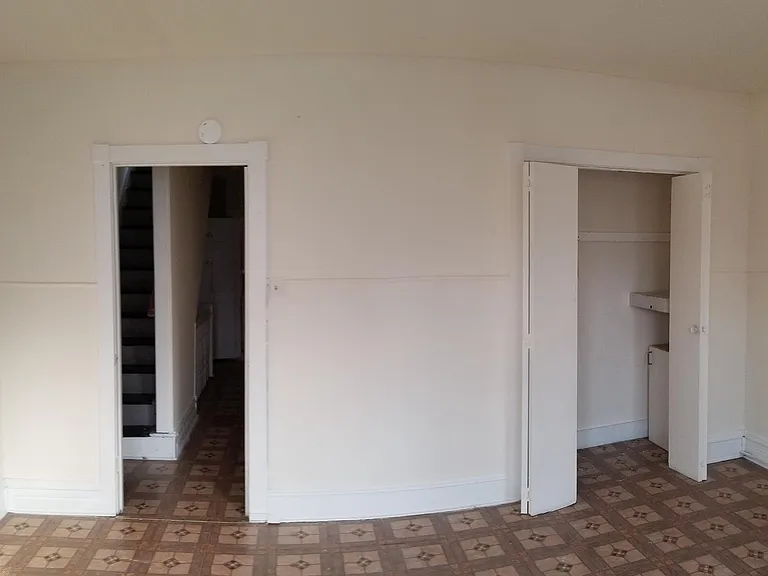 349 N 2nd St #2 — Photo 6