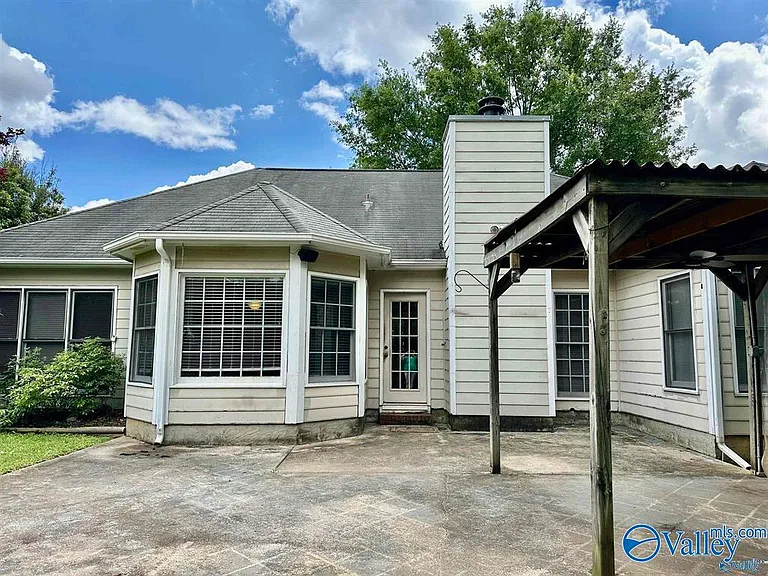 111 Tumbleweed Dr — Photo 5
