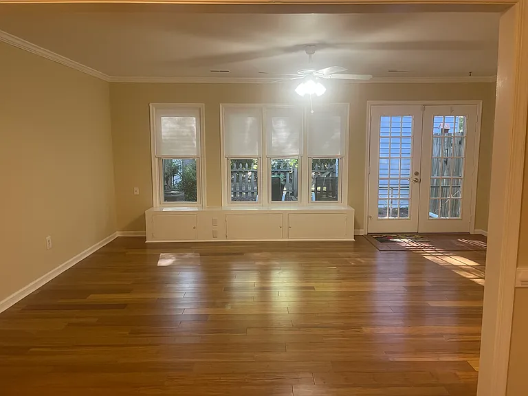 153 Sloane Pl — Photo 16