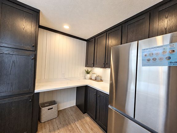 4th image of 265 Spruce #265