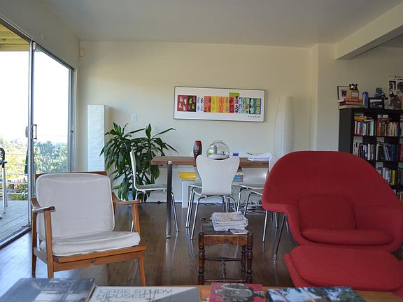 Living / Dining Area