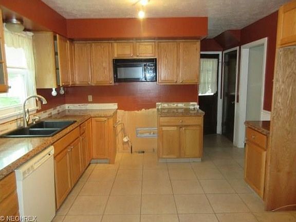 3rd image of 1825 Kimmel St