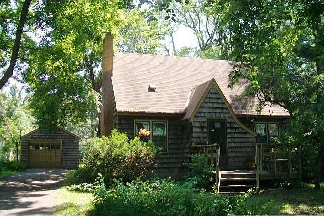 1st image of 2398 13th Ave E