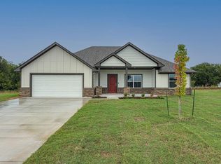 127 Trimble Dr, Shawnee, OK 74804