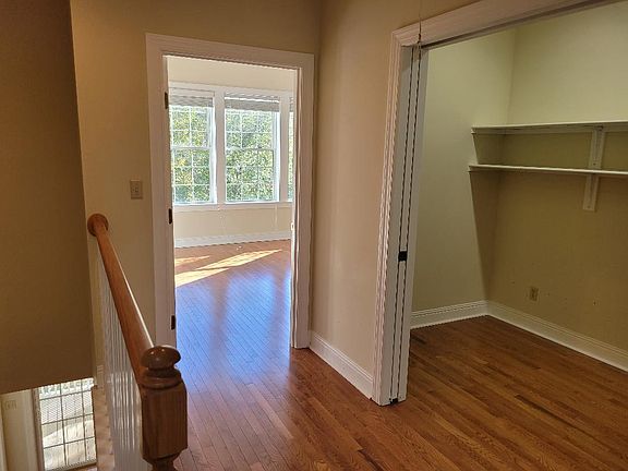 4th image of 5273 7th Green Dr