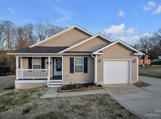 103 N 6th Ave, Maiden, NC 28650