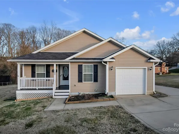 103 N 6th Ave, Maiden, NC 28650