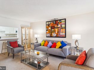 15107 Interlachen Dr #2-209, Silver Spring, MD 20906