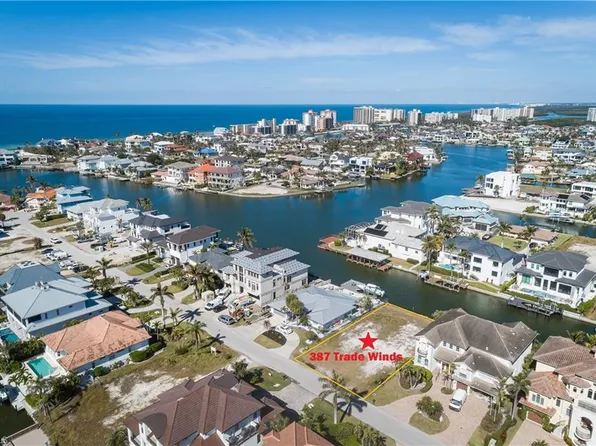 387 Trade Winds AVE, NAPLES, FL 34108