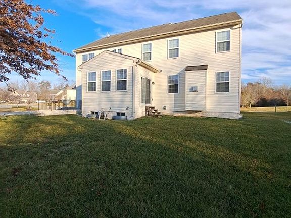 5th image of 17305 Madrillon Way