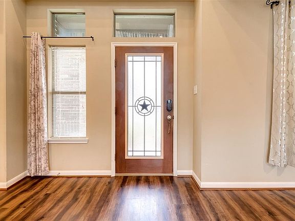 5th image of 6022 Little Grove Dr