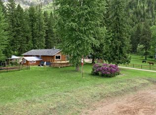 8661 Skimikin Rd, South Shuswap, BC V0E 2W