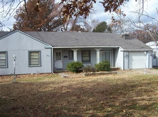 808 S Clay St, Nevada, MO 64772